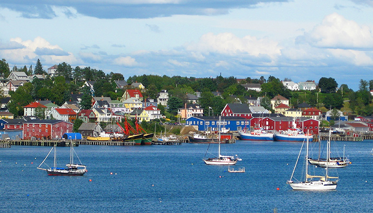 Wnsq-nova-scotia-walking-13